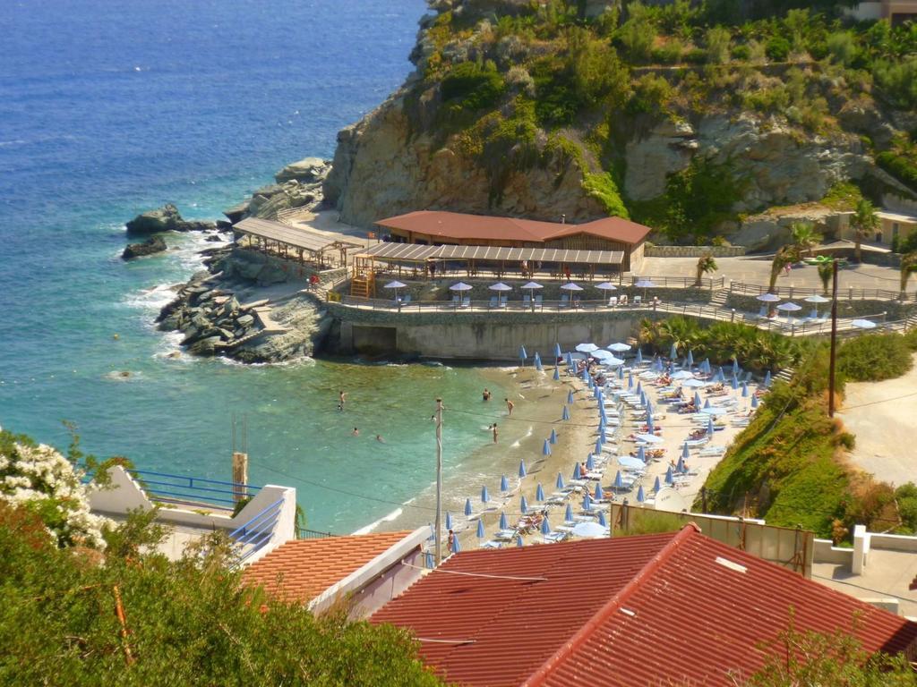 Mades Magic Place Agia Pelagia Eksteriør billede