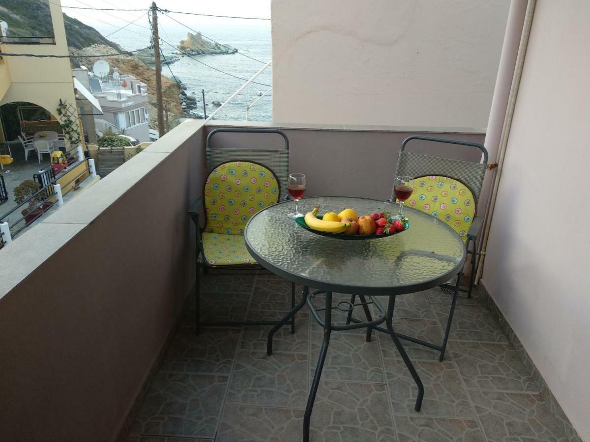 Mades Magic Place Agia Pelagia Eksteriør billede
